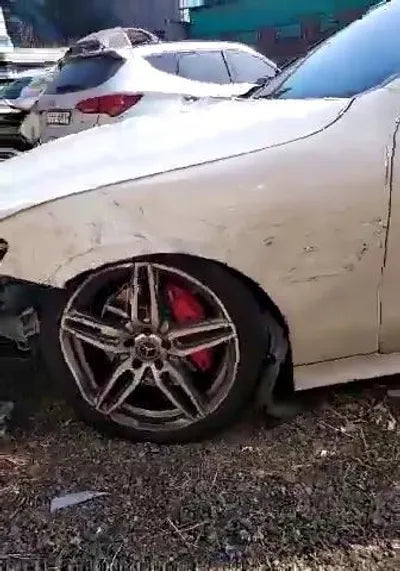 2018 Mercedes-Benz E 220 WDD1K1EB0JF068558 VIN:WDD1K1EB0JF068558