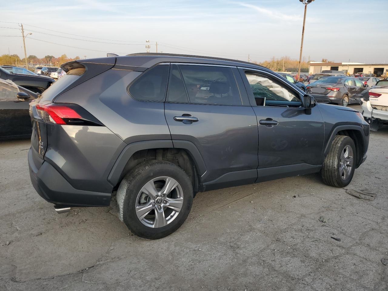 2023 TOYOTA RAV4 XLE VIN:2T3P1RFV6PC327853