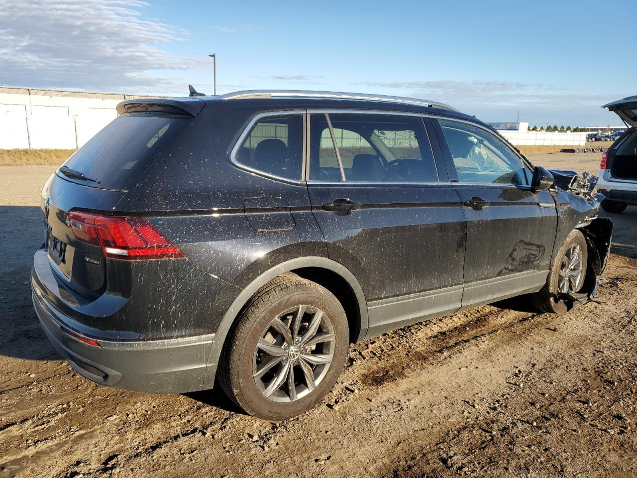 2023 VOLKSWAGEN TIGUAN SE VIN:3VV2B7AX7PM082518