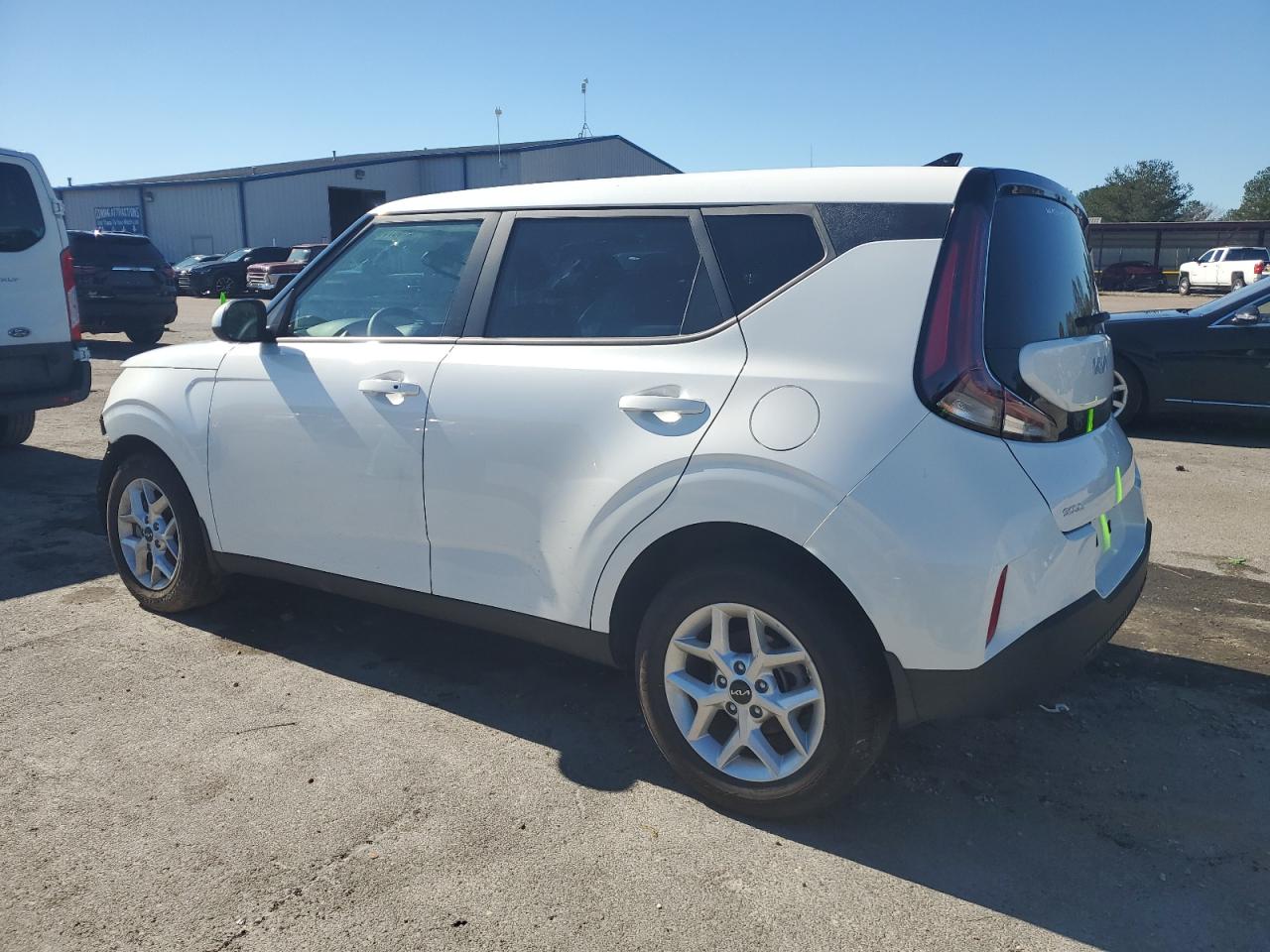 2024 KIA SOUL LX VIN:KNDJ23AU8R7237373