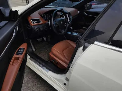 2015 Maserati Ghibli VIN: