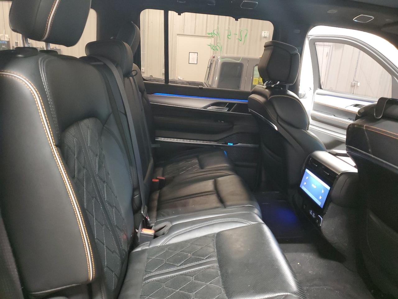 2022 JEEP GRAND WAGONEER SERIES III VIN:1C4SJVGJ5NS128232