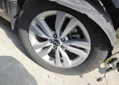 2017 Kia Sorento KNAPS81ABHA272213 VIN:KNAPS81ABHA272213