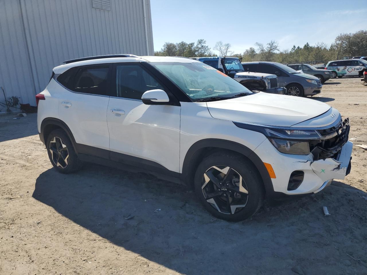 2024 KIA SELTOS EX VIN:KNDER2AAXR7484200