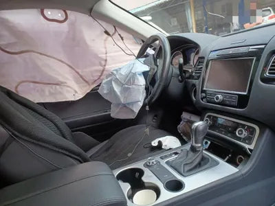 2014 Volkswagen Touareg VIN: