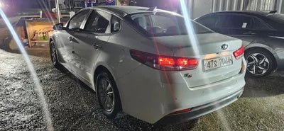 2016 Kia K5 VIN:
