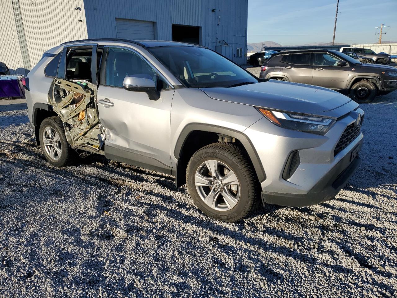 2022 TOYOTA RAV4 XLE VIN:4T3RWRFV3NU058779