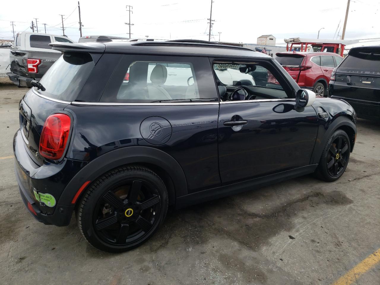 2023 MINI COOPER SE VIN:WMW13DJ05P2T67909