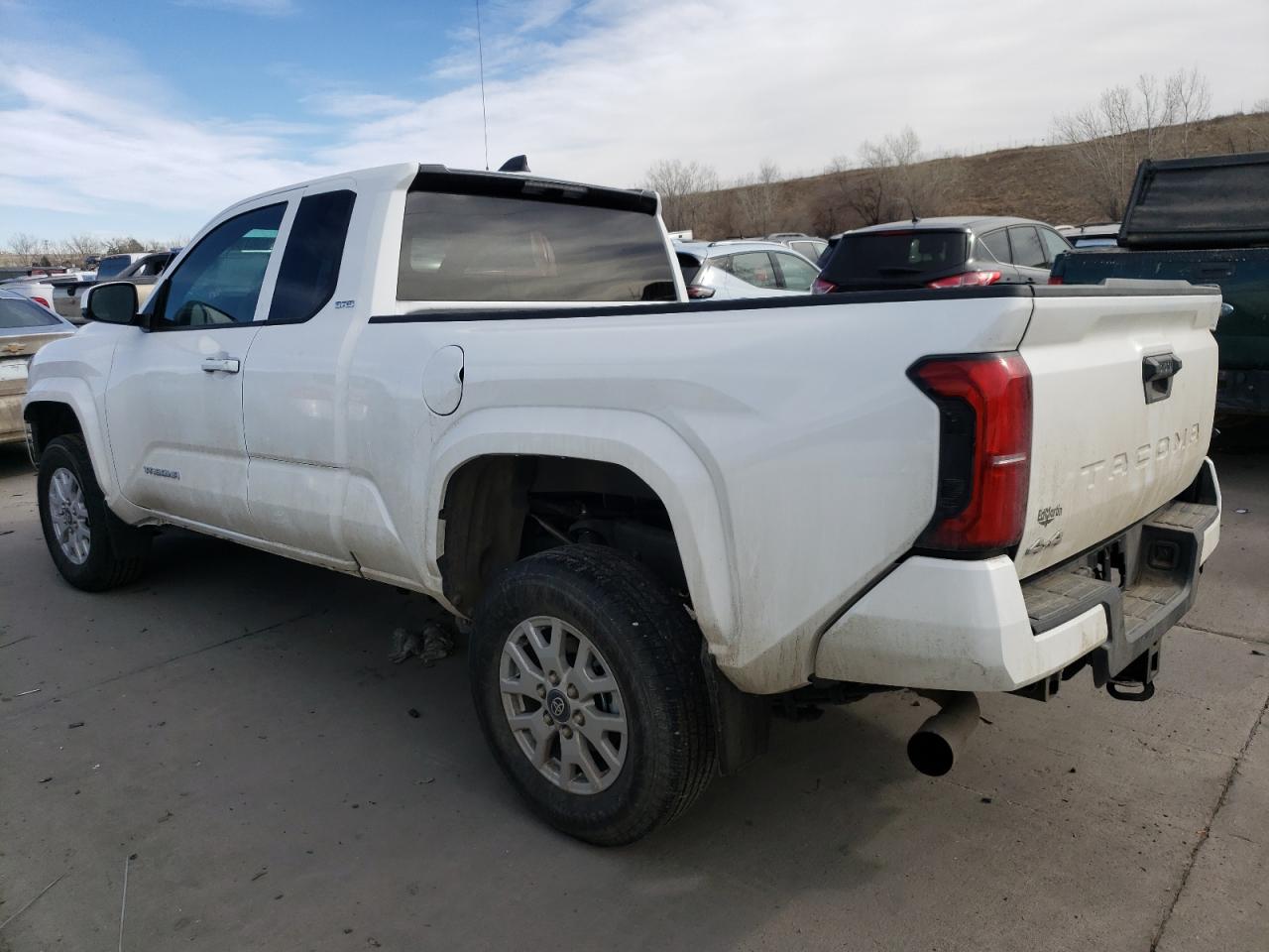 2024 TOYOTA TACOMA XTRACAB VIN:3TYJBAJN7RT051072