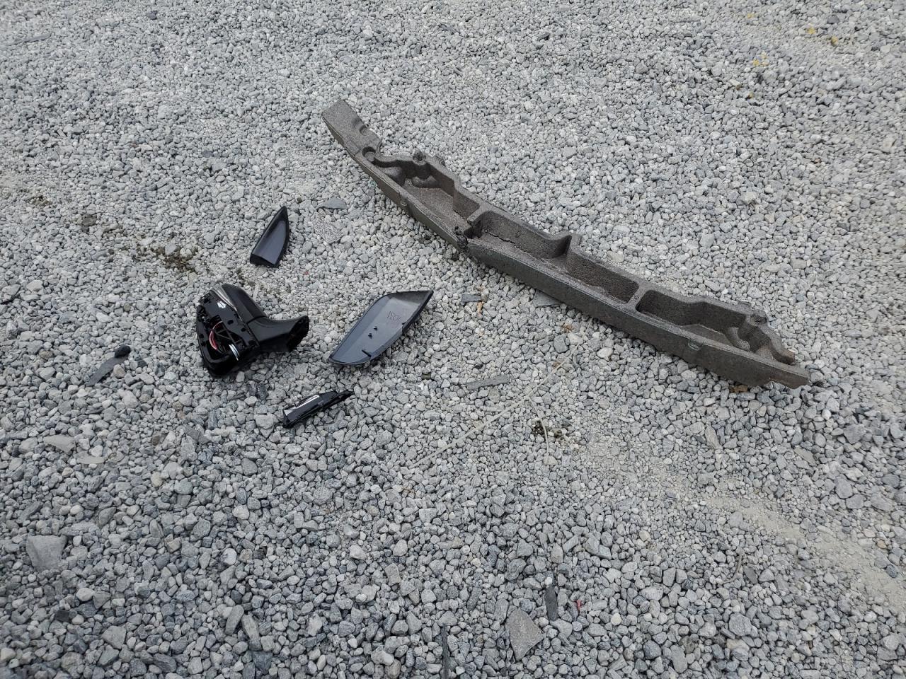 2022 TOYOTA RAV4 XLE VIN:2T3W1RFV2NC212112