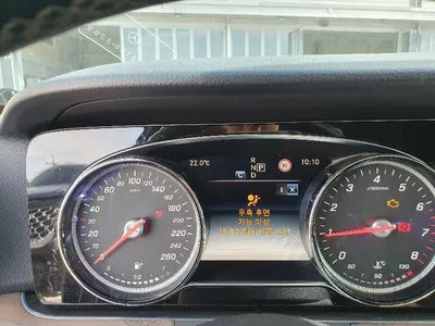 2017 Mercedes-Benz E 300 VIN: