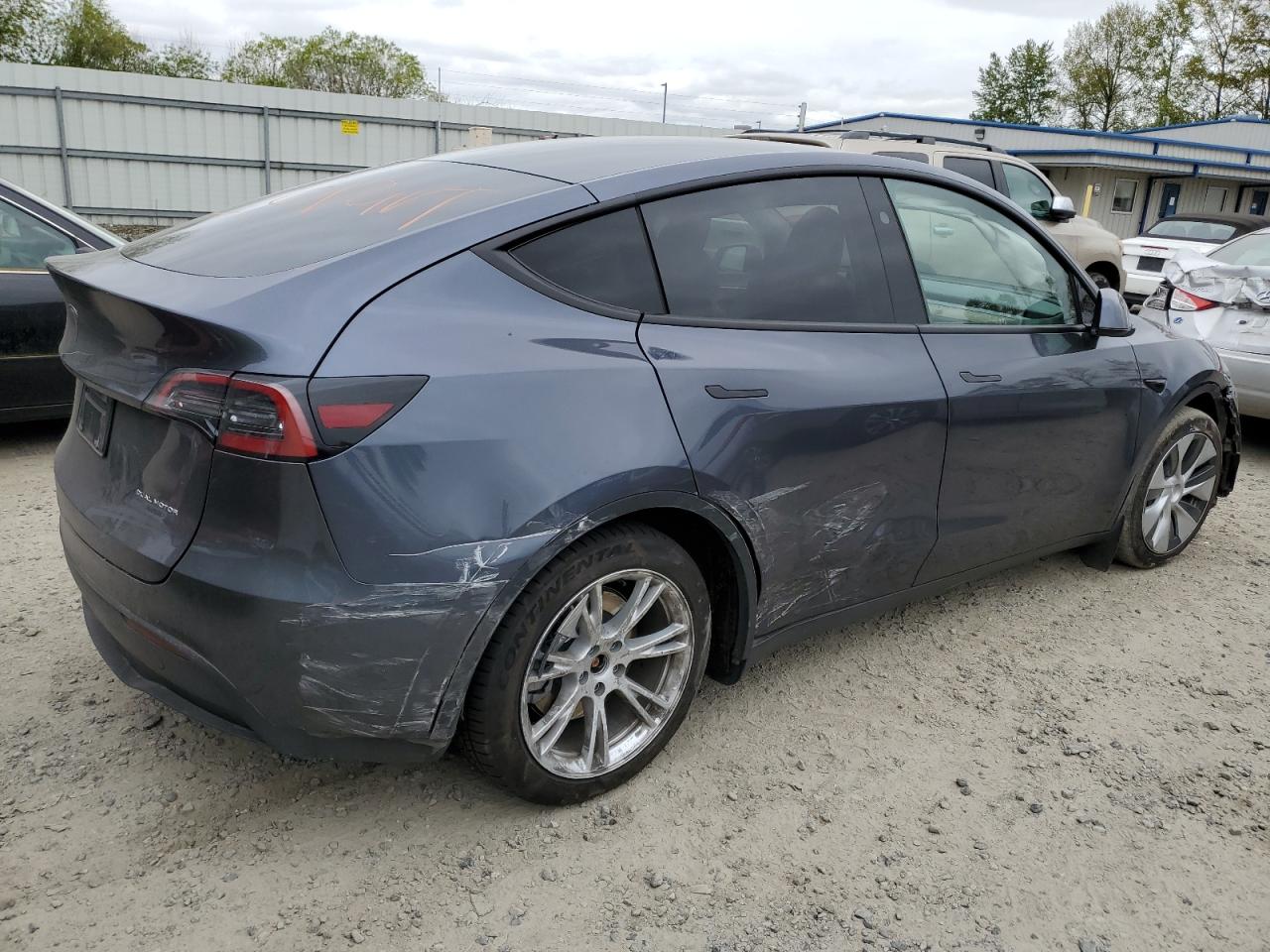 2023 TESLA MODEL Y  VIN:7SAYGDEE0PF794913