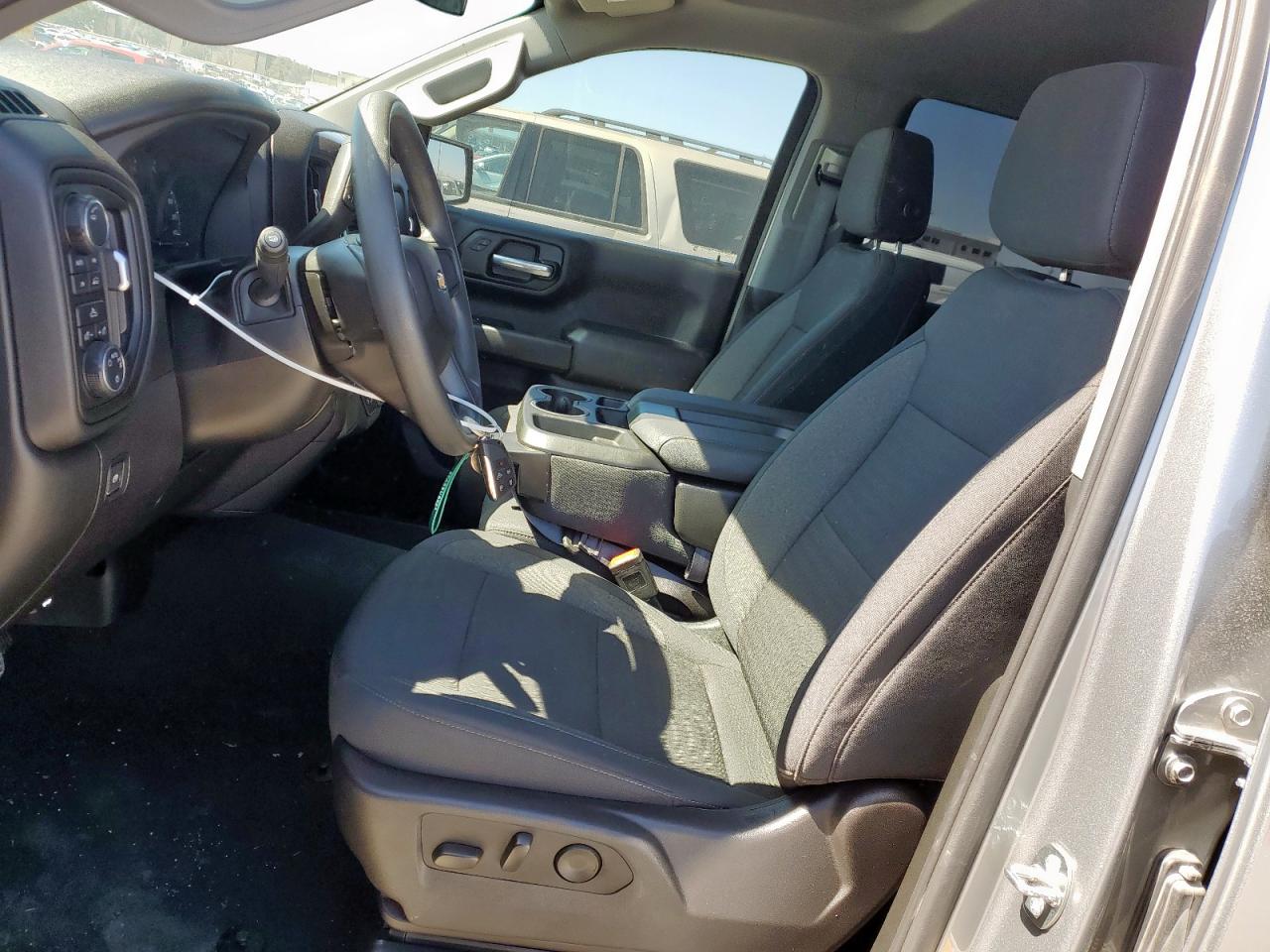 2024 CHEVROLET SILVERADO K1500 CUSTOM VIN:1GCPDBEK0RZ200958