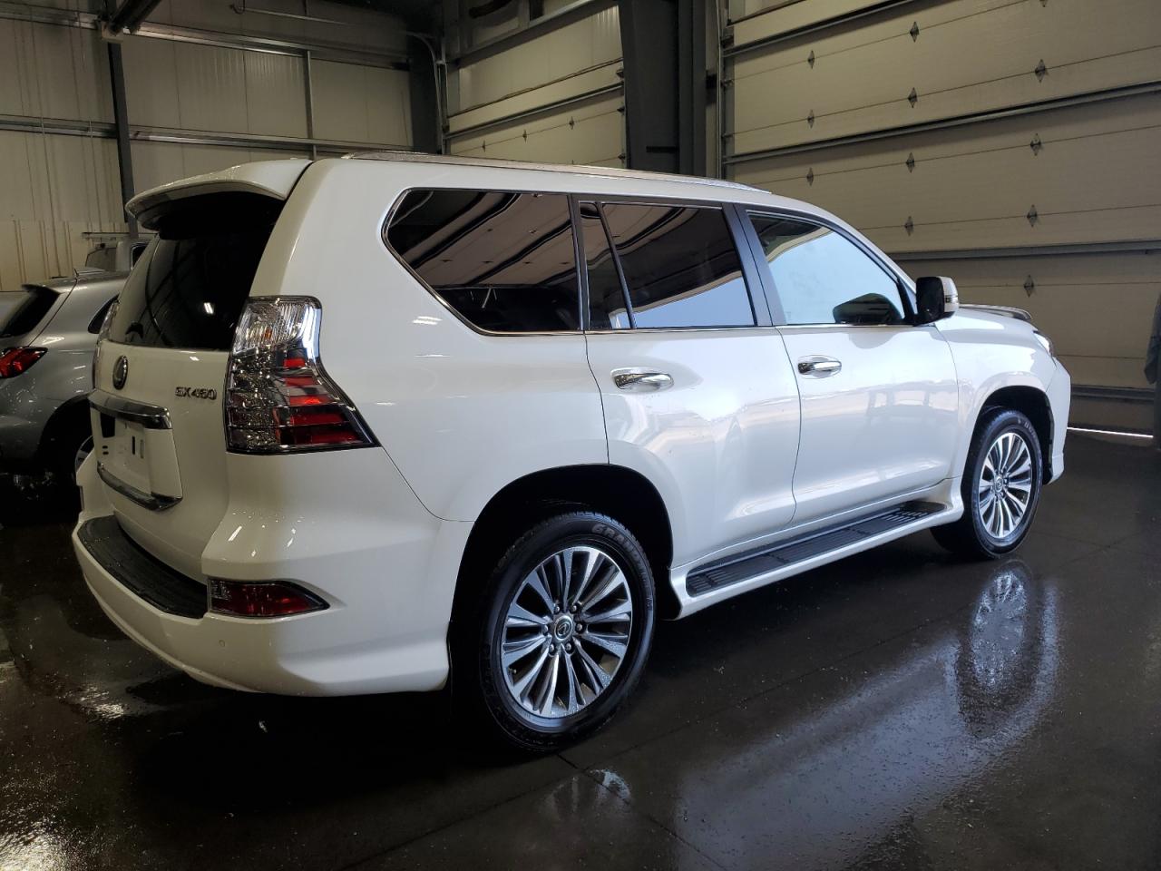 2022 LEXUS GX 460 LUXURY VIN:JTJGM7BX5N5313672