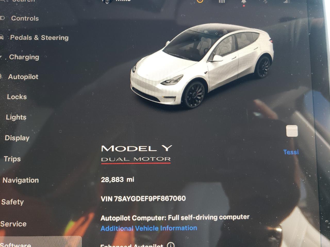 2023 TESLA MODEL Y  VIN:7SAYGDEF9PF867060