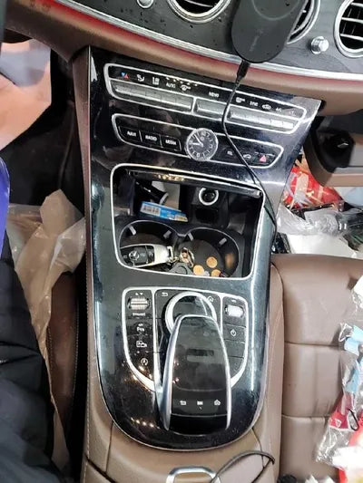 2017 Mercedes-Benz E 220 VIN: