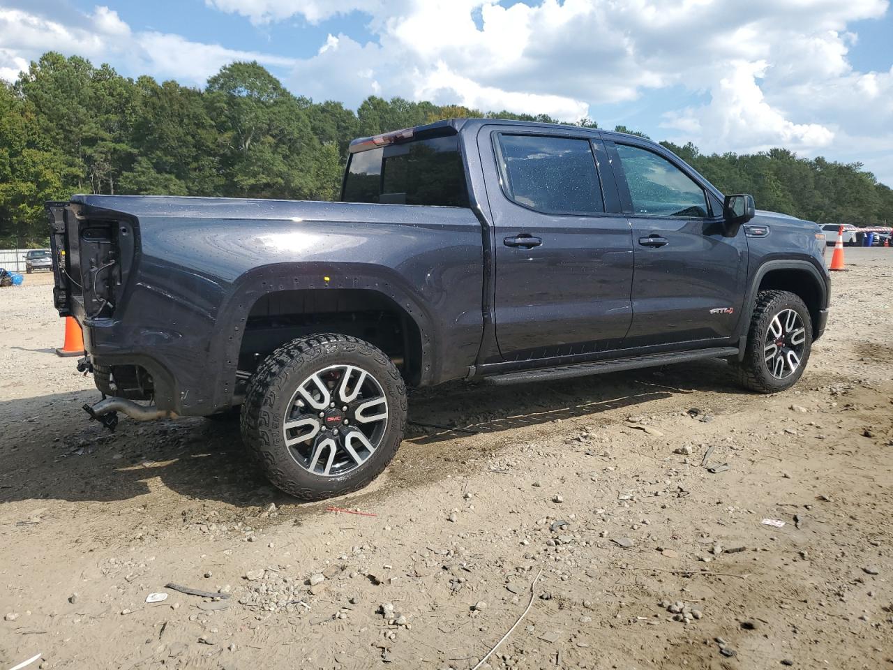 2023 GMC SIERRA K1500 AT4 VIN:1GTUUEEL4PZ207258