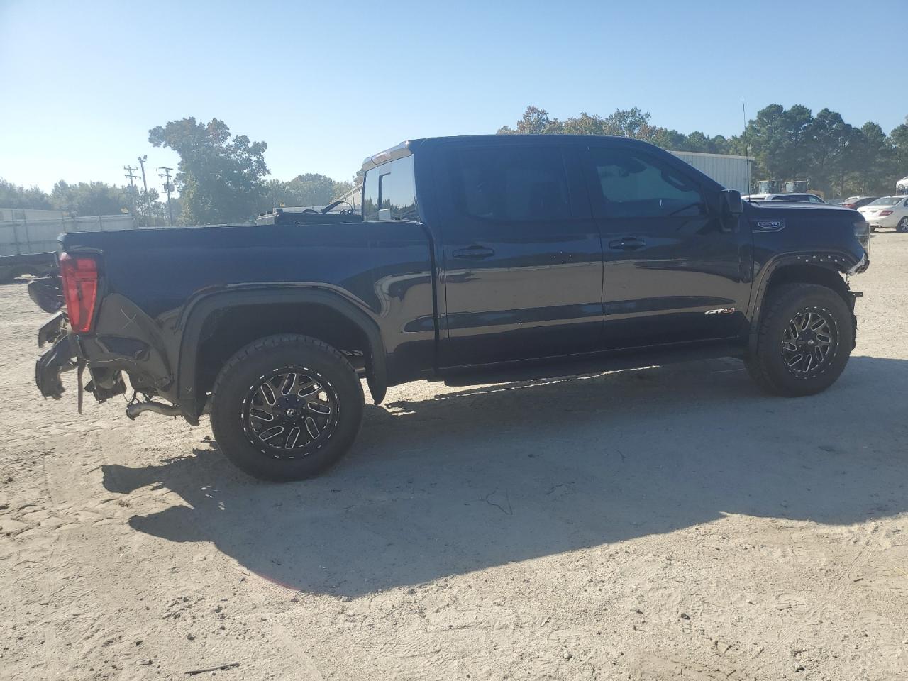 2022 GMC SIERRA K1500 AT4 VIN:3GTPUEEL7NG551337