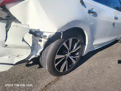 2017 Nissan Maxima 1N4AA6AP4HC427813 VIN:1N4AA6AP4HC427813