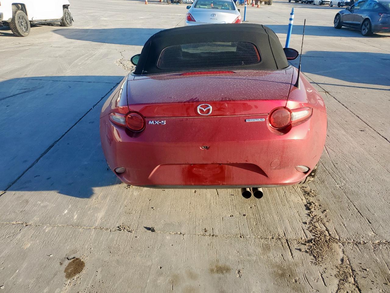 2023 MAZDA MX-5 MIATA SPORT VIN:JM1NDAB70P0561948