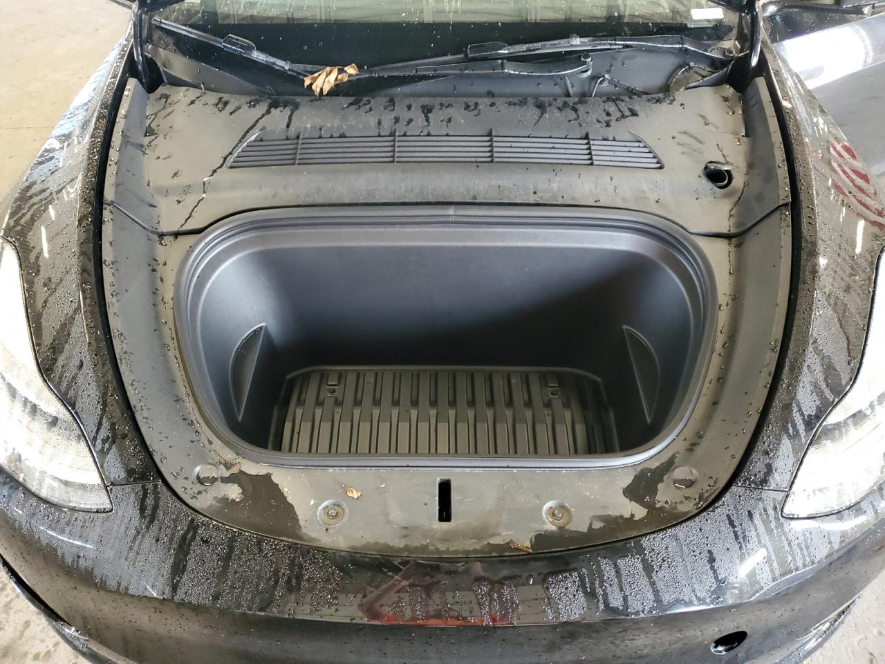 2023 TESLA MODEL Y  VIN:7SAYGAEE0PF907838