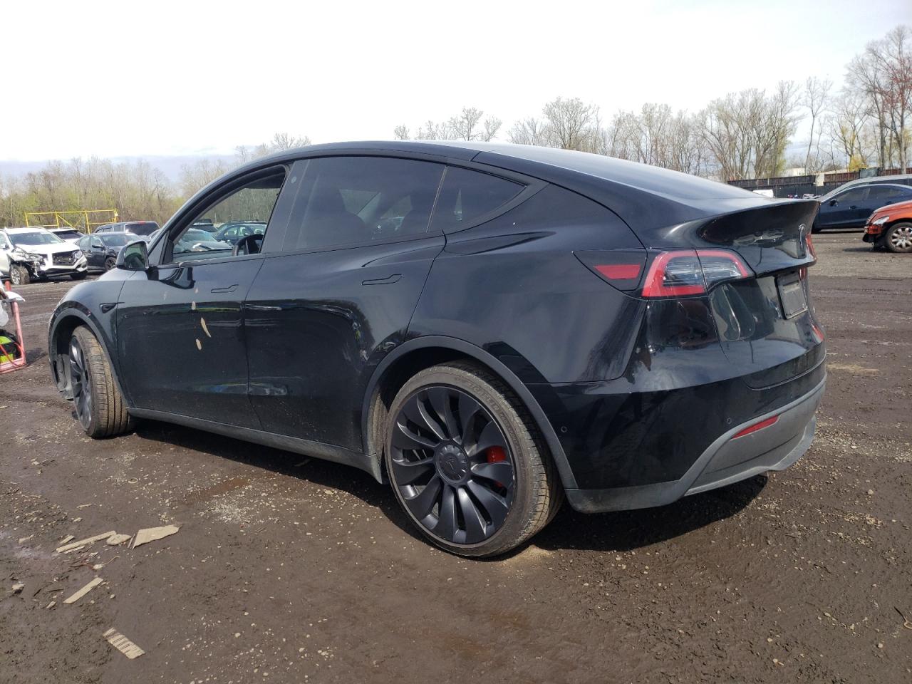 2022 TESLA MODEL Y  VIN:7SAYGDEF0NF452755