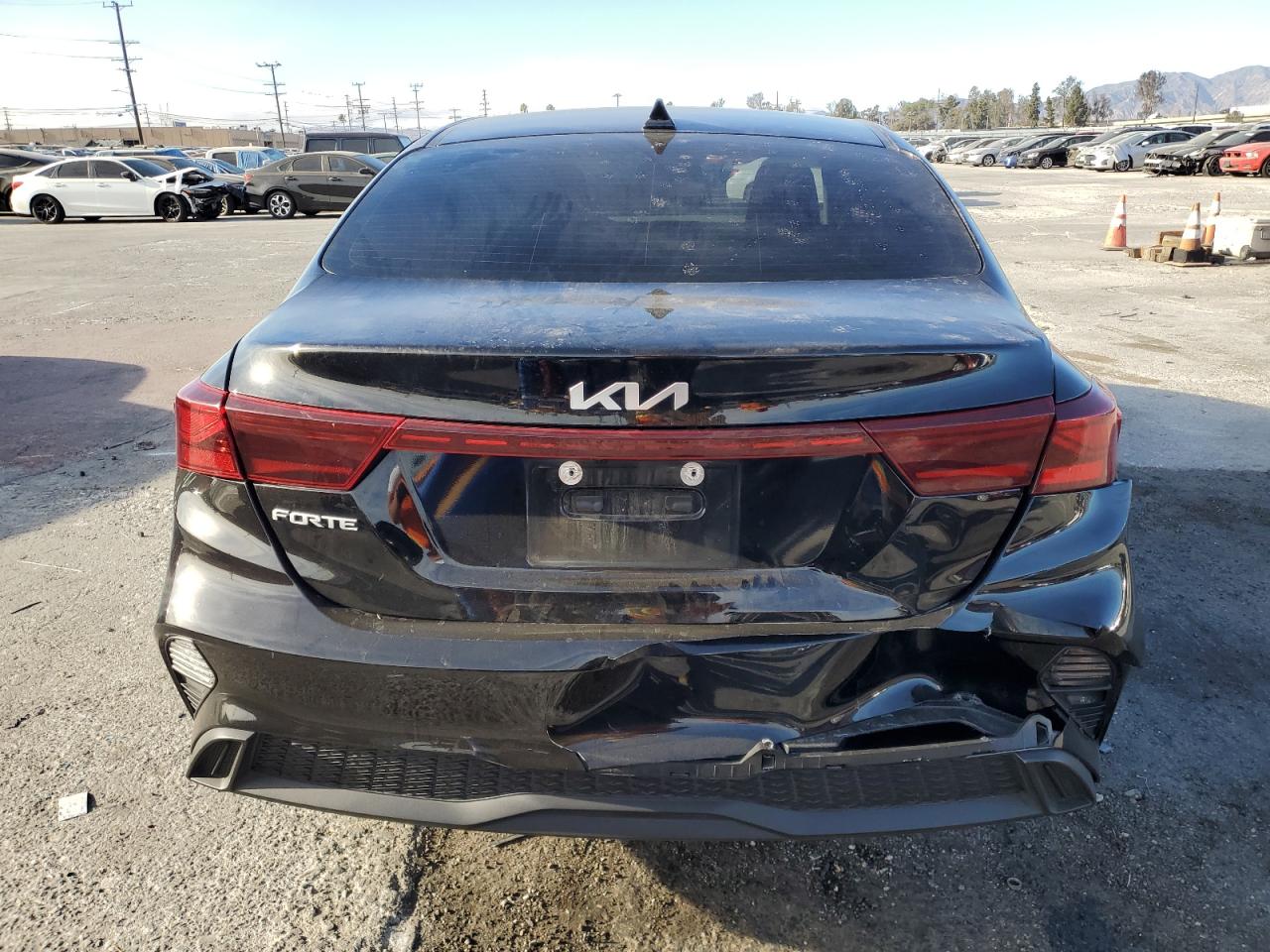 2023 KIA FORTE LX VIN:3KPF24AD8PE644201