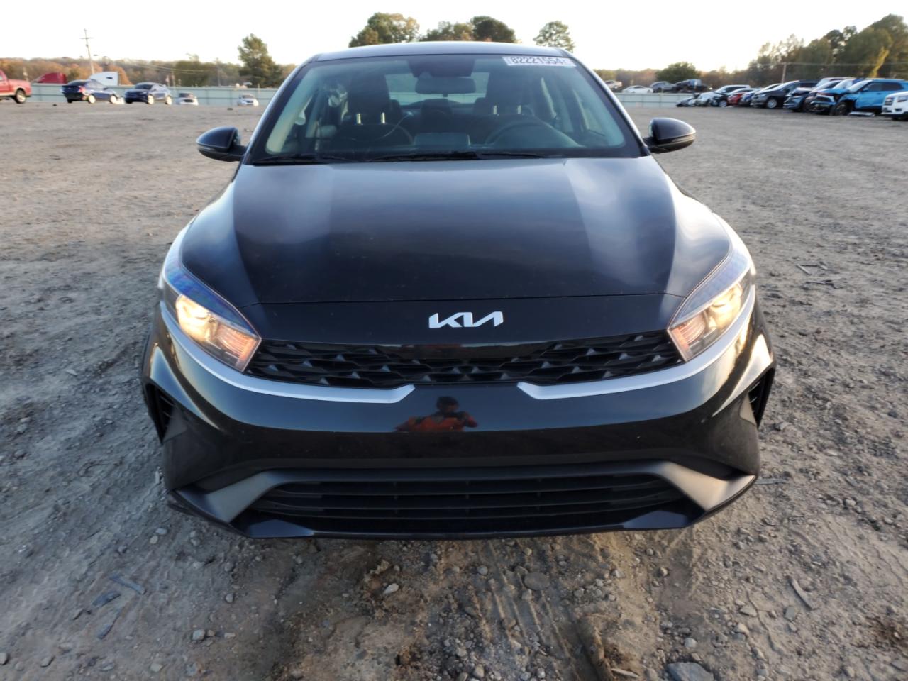2023 KIA FORTE LX VIN:3KPF24AD5PE686647