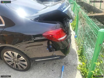 2018 Mercedes-Benz E 400 WDDZF6GB8JA453784 VIN:WDDZF6GB8JA453784