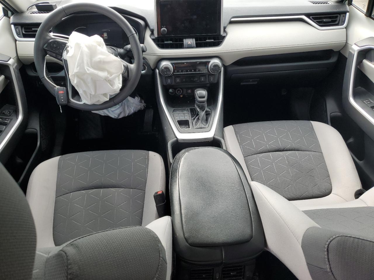 2023 TOYOTA RAV4 XLE VIN:2T3P1RFV4PW351521