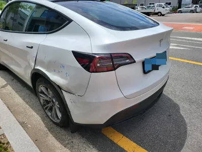 2023 Tesla Model Y VIN: