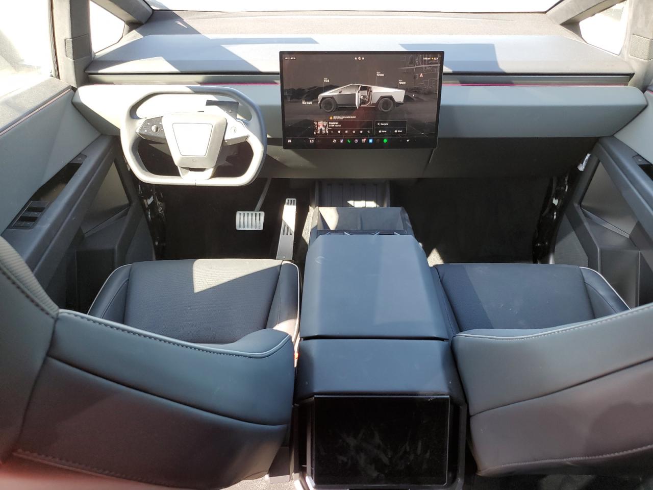 2024 TESLA CYBERTRUCK  VIN:7G2CEHEDXRA051815