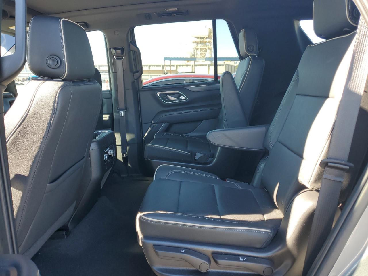 2022 GMC YUKON SLT VIN:1GKS1BKD7NR330453