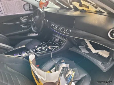 2017 Mercedes-Benz E 300 VIN: