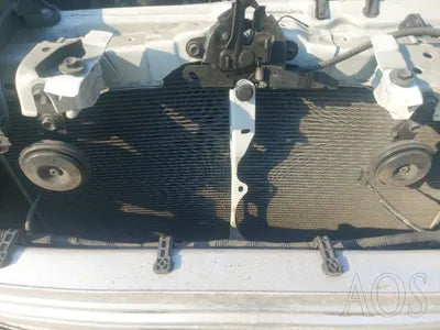 2018 Toyota Prius JTDKBRFUXJ3080523 VIN:JTDKBRFUXJ3080523