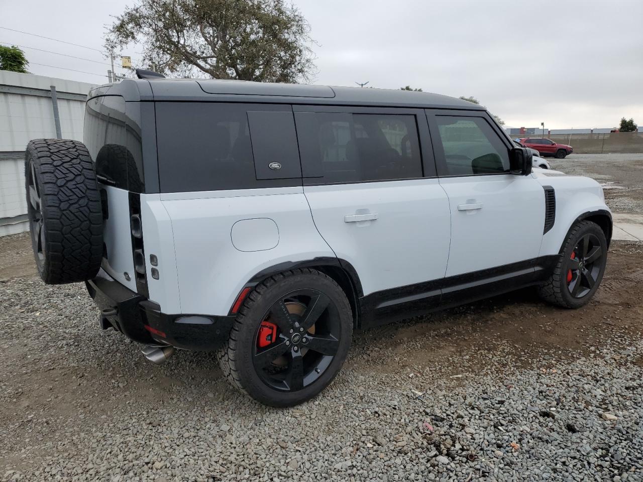 2023 LAND ROVER DEFENDER 110 VIN:SALEWEEE2P2216381