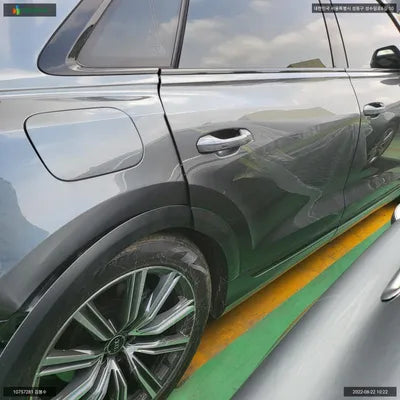 2021 Audi Q8 WAUZZZF16MD019827 VIN:WAUZZZF16MD019827