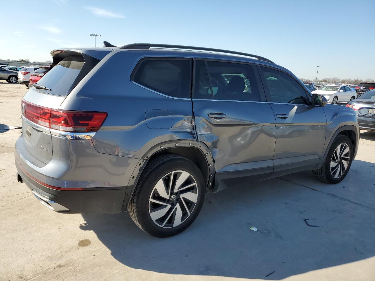 2024 VOLKSWAGEN ATLAS SE VIN:1V2WR2CA4RC546357