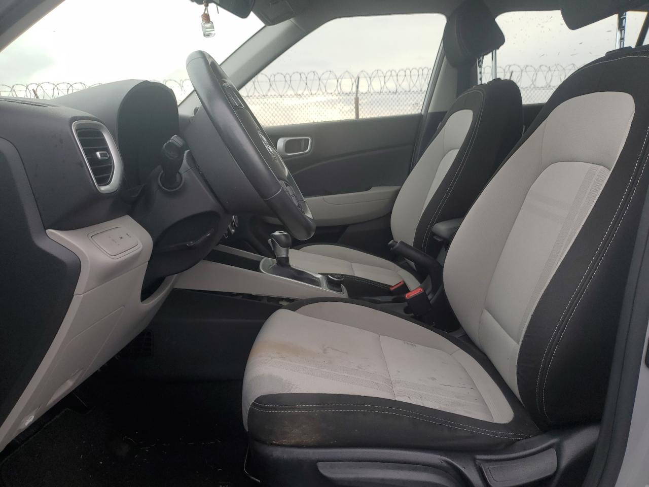 2022 HYUNDAI VENUE SEL VIN:KMHRC8A3XNU178175