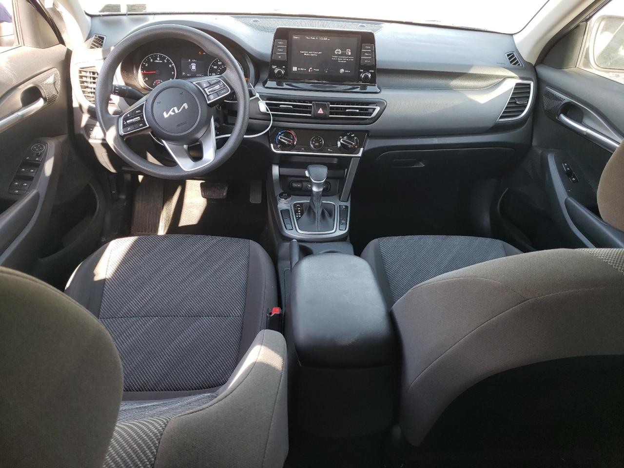 2022 KIA SELTOS LX VIN:KNDEPCAA2N7236187