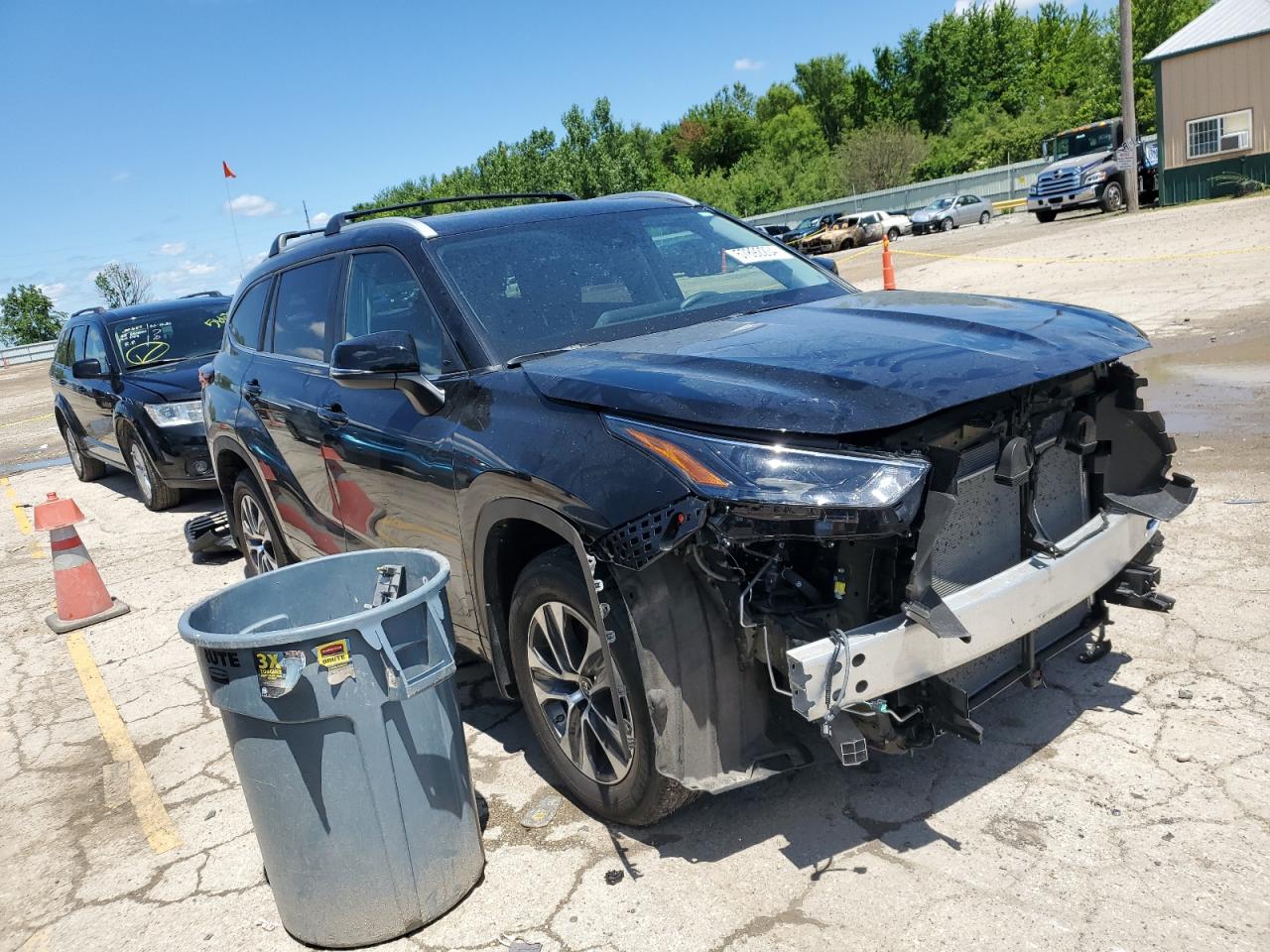 2023 TOYOTA HIGHLANDER L VIN:5TDKDRBH1PS520493