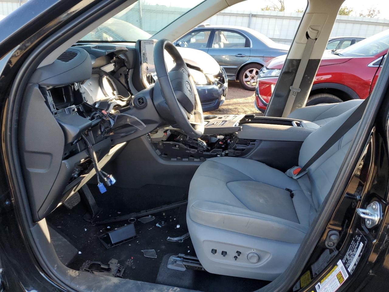 2022 TOYOTA HIGHLANDER XLE VIN:5TDGZRBH3NS591053