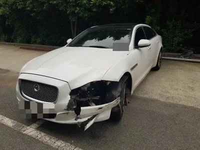 2015 Jaguar XJ VIN: