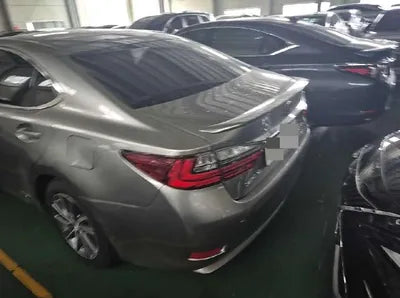 2018 Lexus ES 300 VIN: