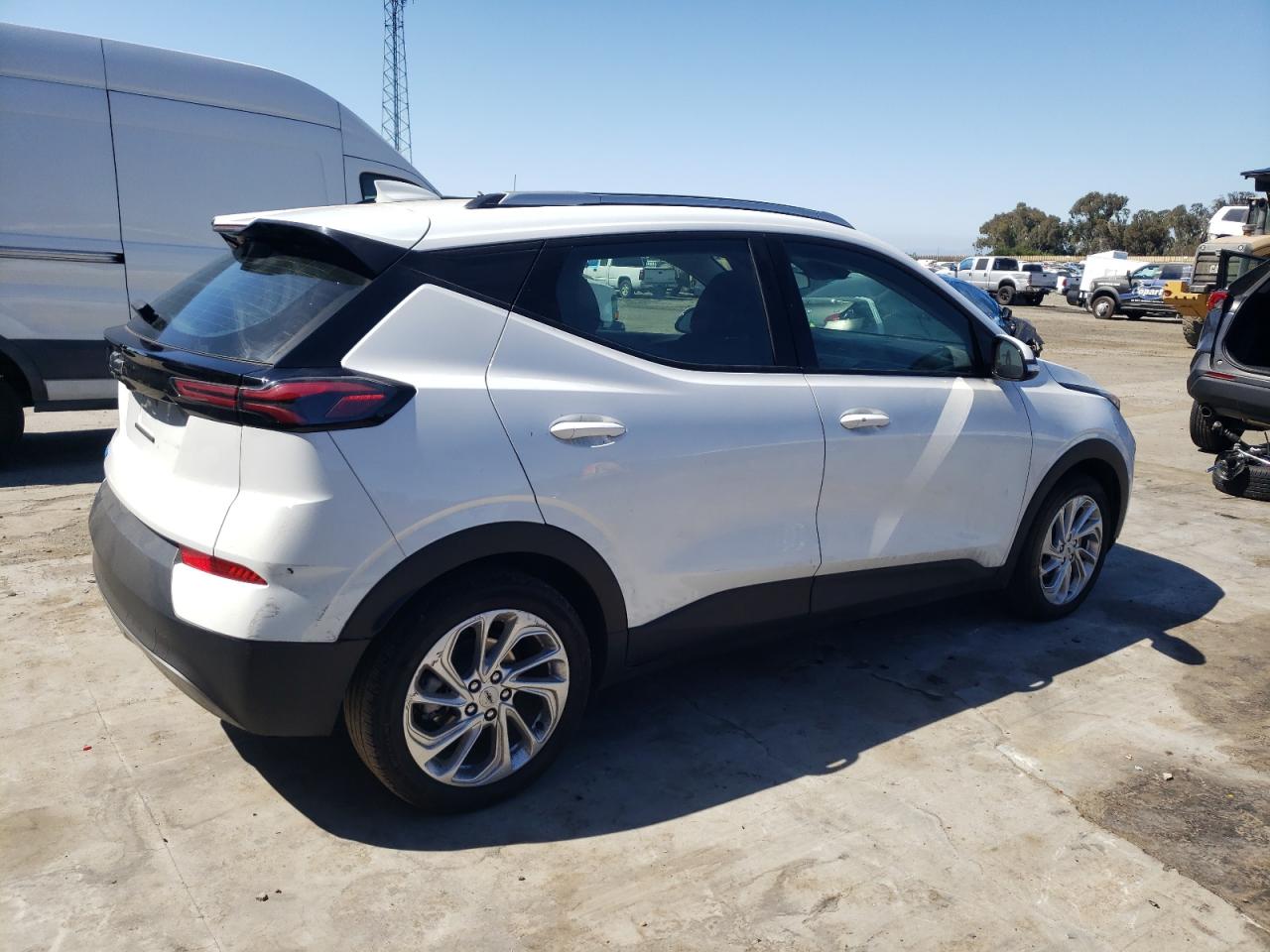2023 CHEVROLET BOLT EUV LT VIN:1G1FY6S03P4140865