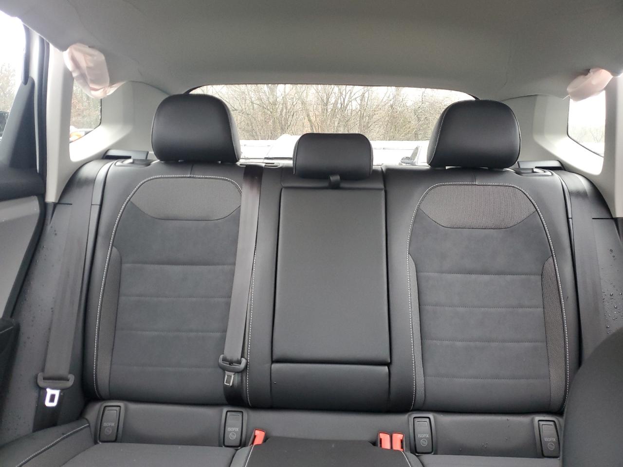 2024 VOLKSWAGEN TAOS SE VIN:3VVUX7B20RM112717