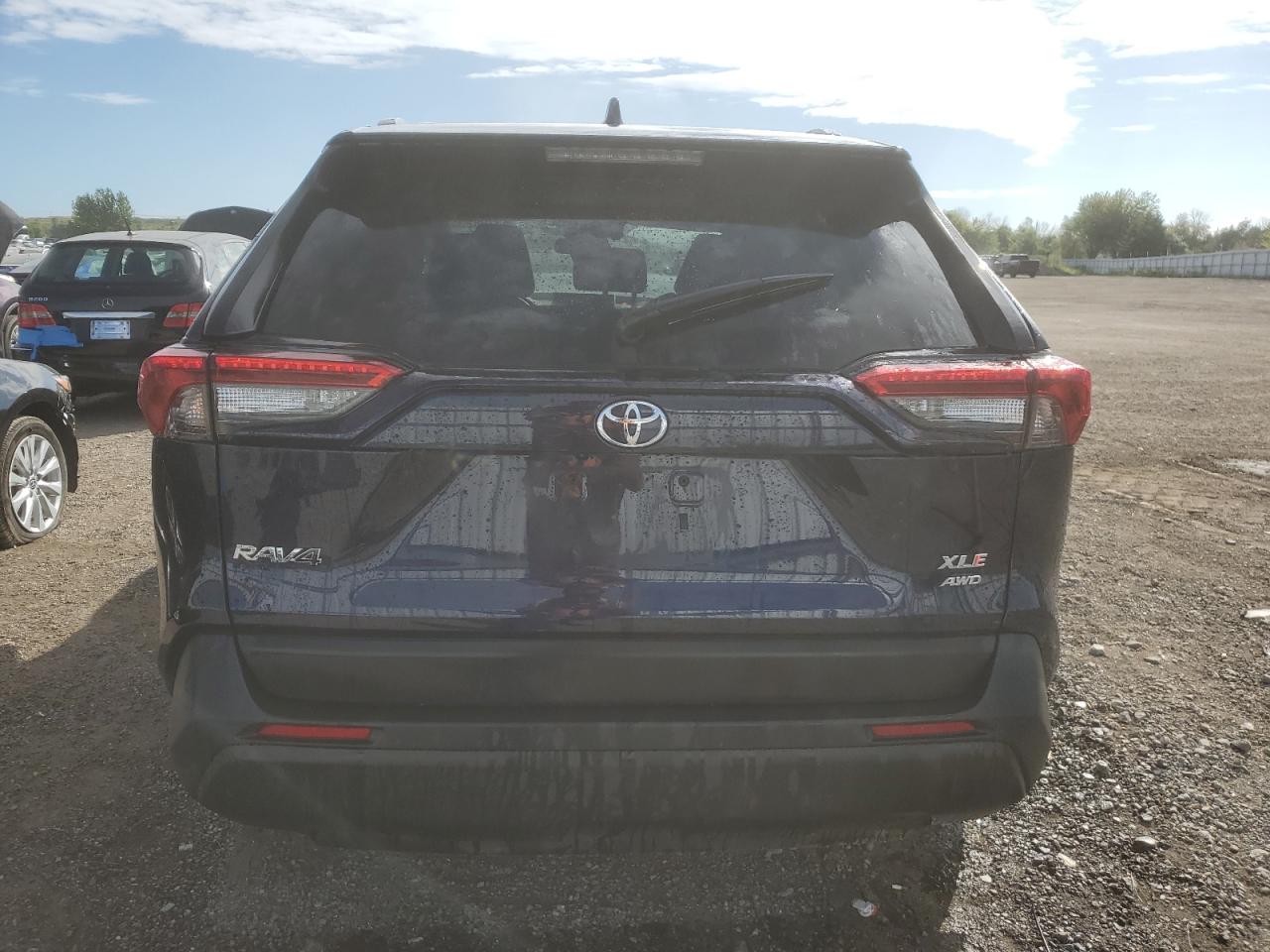 2022 TOYOTA RAV4 XLE VIN:2T3R1RFVXNW289628