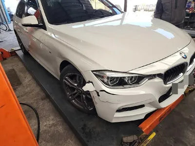 2017 BMW 320 VIN: