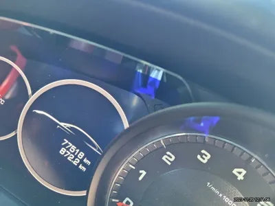 2018 Porsche Panamera VIN: