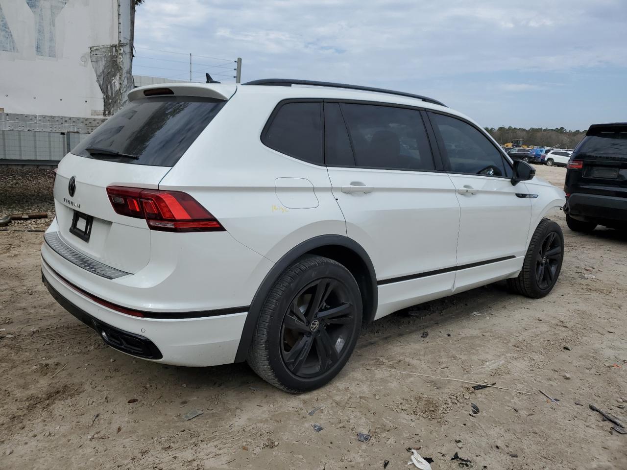 2024 VOLKSWAGEN TIGUAN SE R-LINE BLACK VIN:3VVCB7AX5RM155165